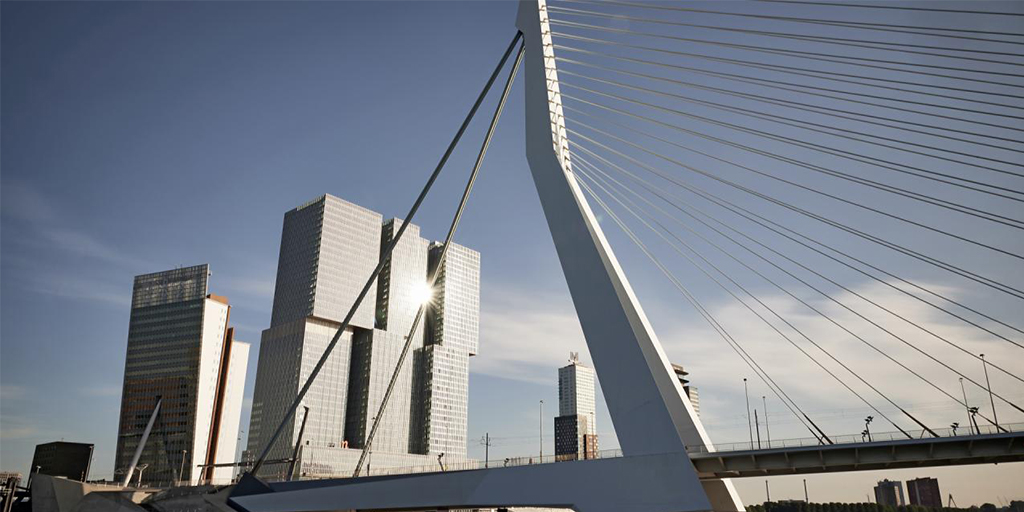Toekenning subsidie Cloud Engineering Rotterdam zorgt voor vernieuwing onderwijs en aansluiting arbeidsmarkt in de regio