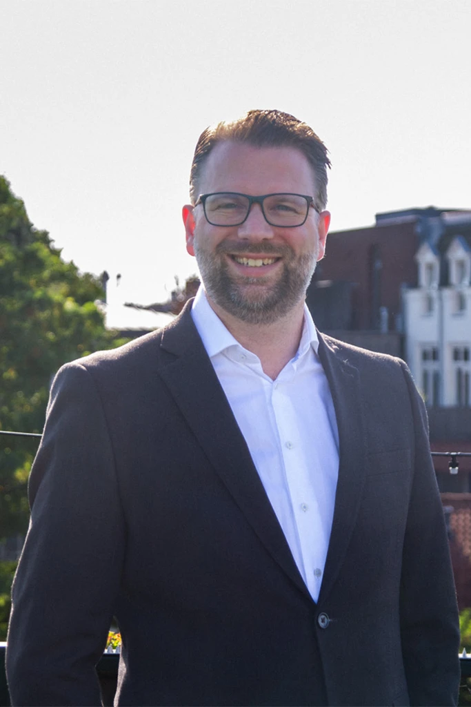 Dutch Cloud Community - Ons team - Manager Public Affairs - Jelmer Schreuder